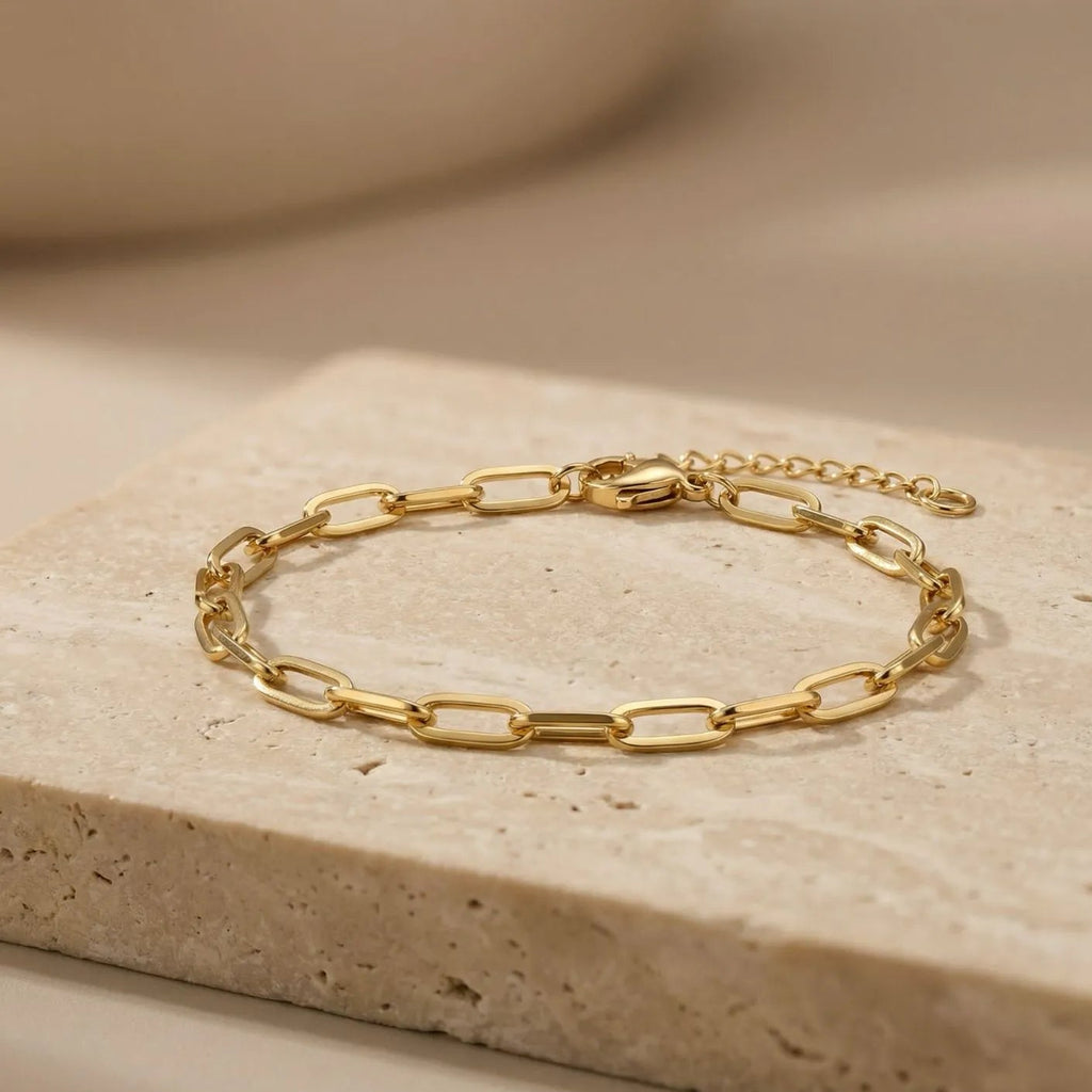 Bracelet chaîne dorée intemporel